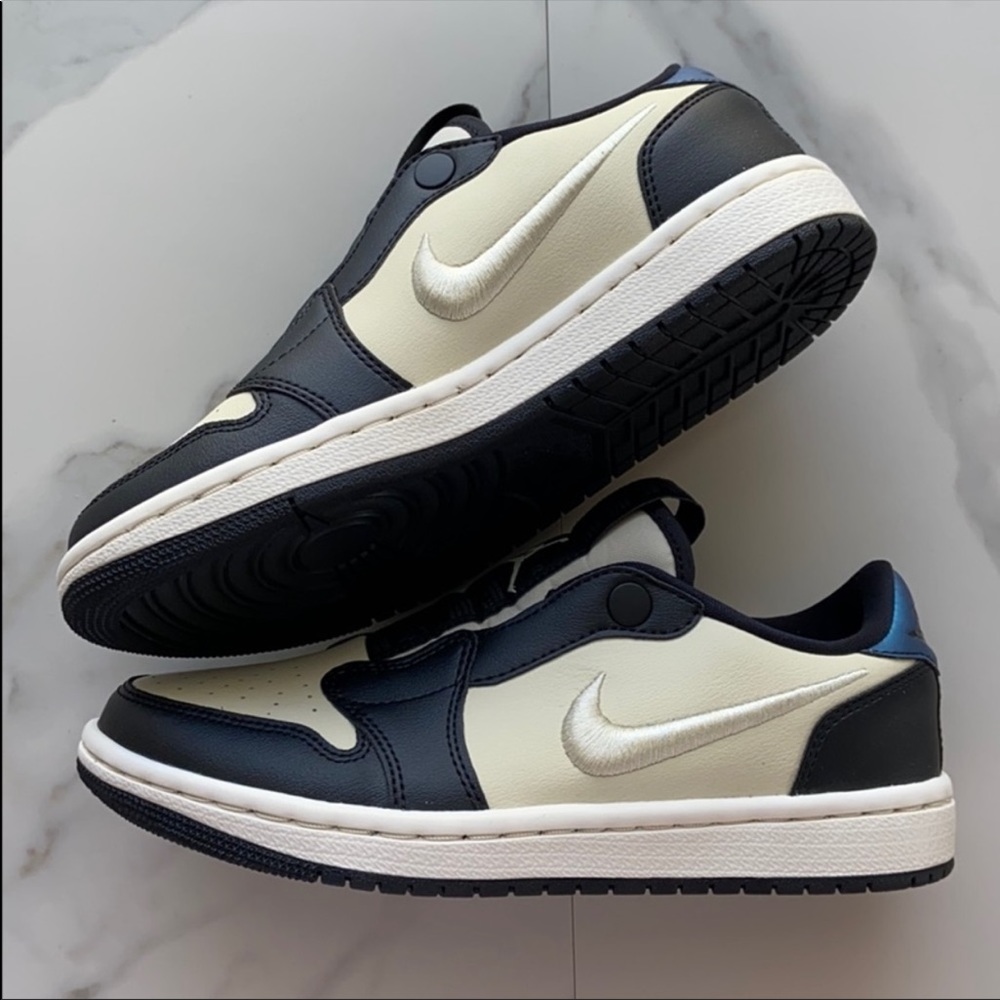 NWT Nike Air Jordan 1 Retro low slip - Picture 6 of 8